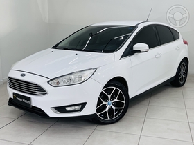 focus 2.0 titanium hatch 16v flex 4p automatico 2016 caxias do sul