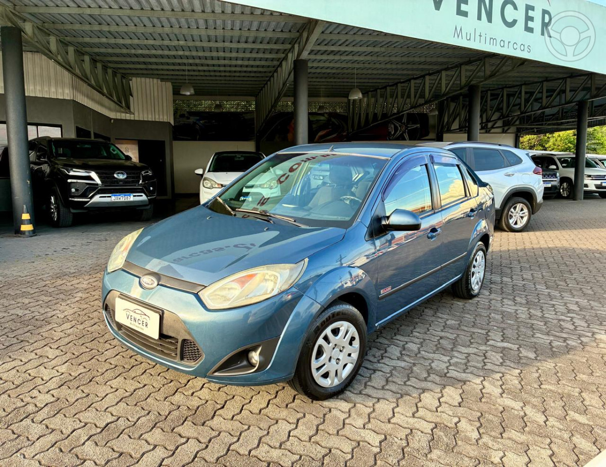 FIESTA 1.6 MPI SEDAN 8V FLEX 4P MANUAL - 2011 - TAQUARA