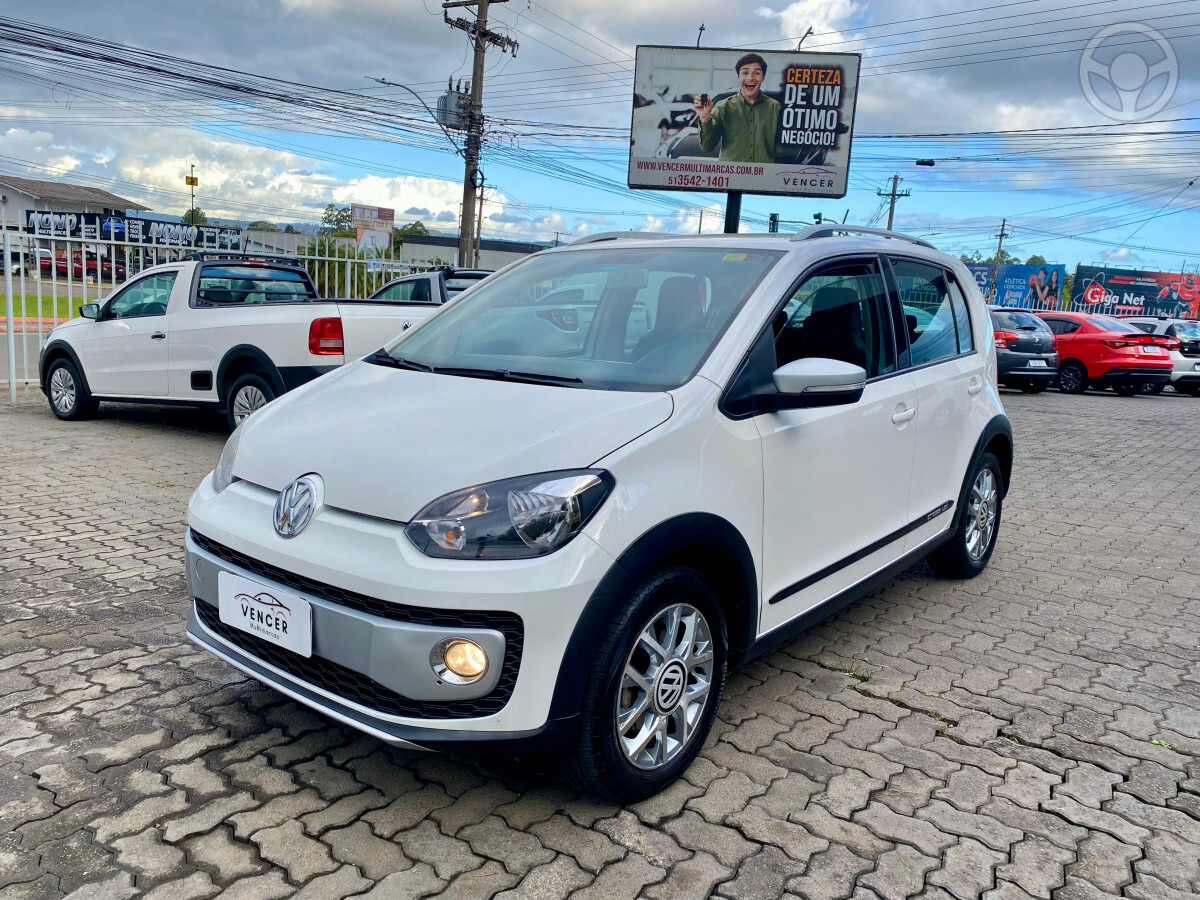 CROSS UP 1.0 TSI 12V FLEX 4P MANUAL - 2017 - TAQUARA