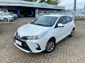 yaris 1.5 xs 16v flex 4p automatico 2024 taquara