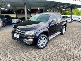 AMAROK 3.0 V6 TDI HIGHLINE CD DIESEL 4MOTION AUTOMÁTICO