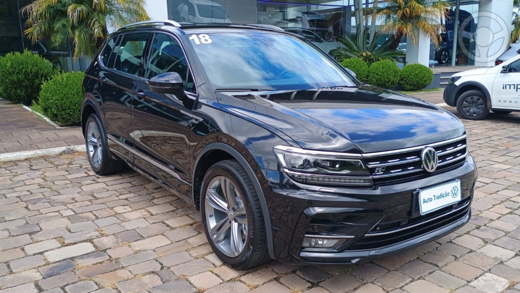 TIGUAN 2.0 ALLSPACE R-LINE 350 TSI 4X4 4P - 2018 - BENTO GONçALVES