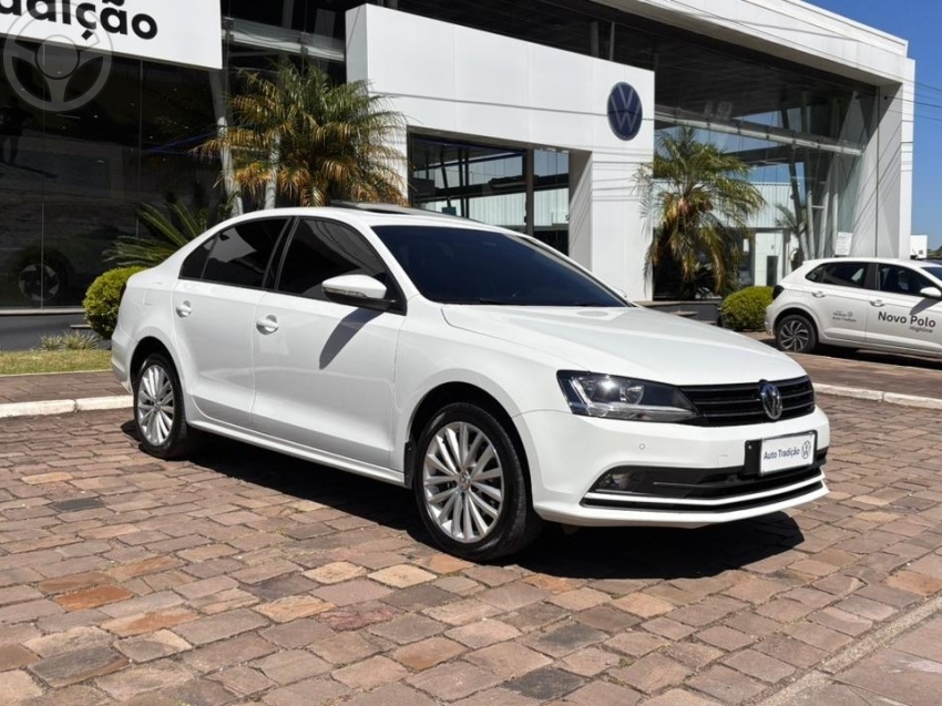 JETTA 1.4 16V TSI COMFORTLINE 4P TIPTRONIC - 2018 - BENTO GONçALVES