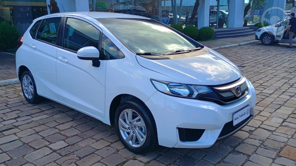FIT 1.5 LX 16V FLEX 4P AUTOMÁTICO - 2016 - BENTO GONçALVES