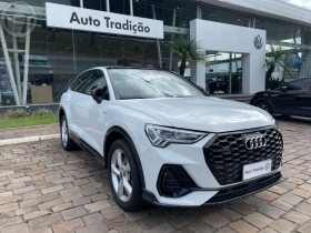 q3 2.0 tfsi performance black quattro 4p automatico 2023 bento goncalves