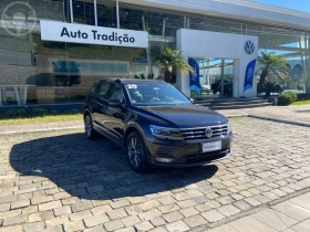 TIGUAN 1.4 ALLSPACE COMFORT 250 TSI FLEX 4P