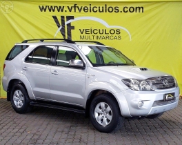 HILUX SW4 3.0 SRV 4X4 16V TURBO INTERCOOLER DIESEL 4P AUTOMATICO