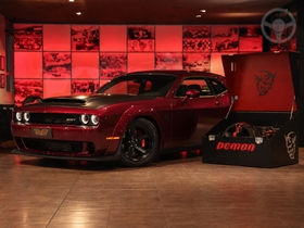 challenger 6.4 srt8 hemi v8 16v 2p automatico 2018 caxias do sul