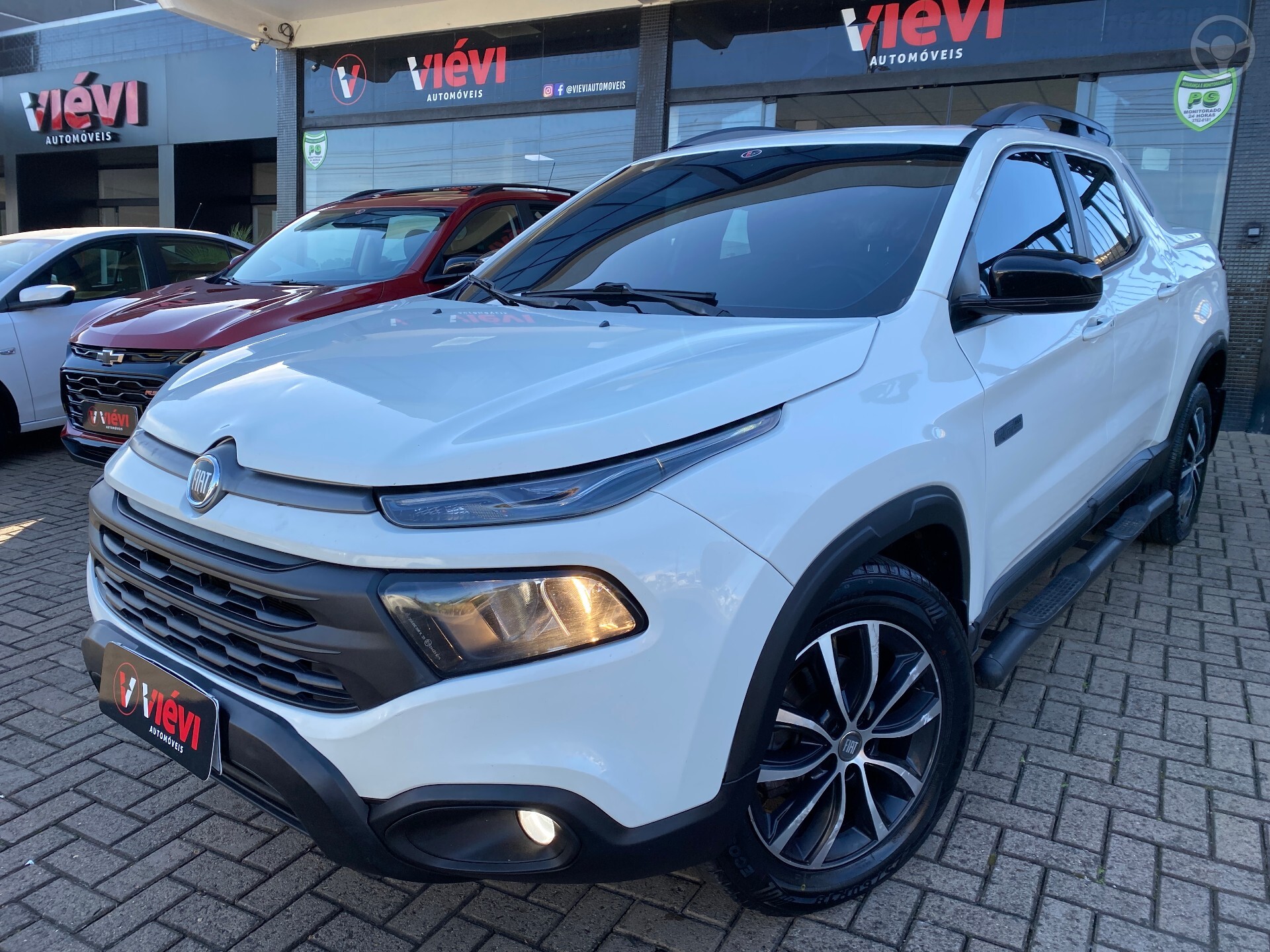 TORO 2.0 16V ULTRA 4X4 AT9 DIESEL 4P AUTOMÁTICO - 2021 - TEUTôNIA