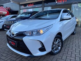 yaris 1.5 xs 16v flex 4p automatico 2023 teutonia
