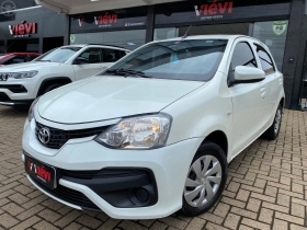 etios 1.3 x 16v flex 4p automatico 2018 teutonia
