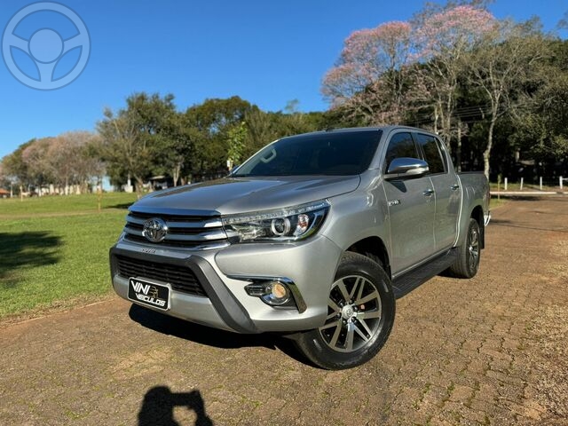 TOYOTA/HILUX CD SRX 2.8 TDI - 2016 - ESPUMOSO