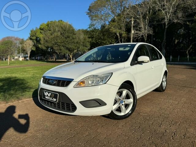 FOCUS HATCH 1.6 FLEX - 2013 - ESPUMOSO