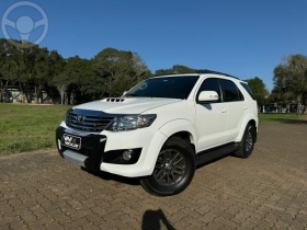 hilux sw4 srv d4 d 4x4 3.0 tdi 2014 espumoso