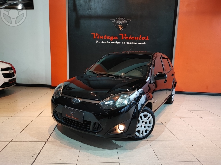 FIESTA 1.6 MPI CLASS HATCH 8V FLEX 4P MANUAL - 2013 - CAXIAS DO SUL