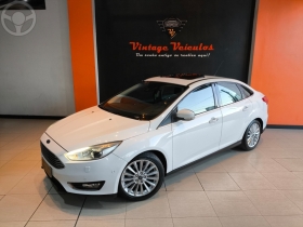 focus 2.0 titanium plus 16v flex 4p automatico 2017 caxias do sul