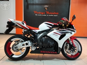 cbr 1000rr fireblade 2007 caxias do sul