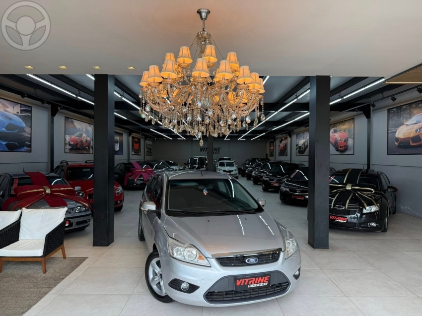 FOCUS 1.6 GLX 8V FLEX 4P MANUAL - 2012 - ESTâNCIA VELHA