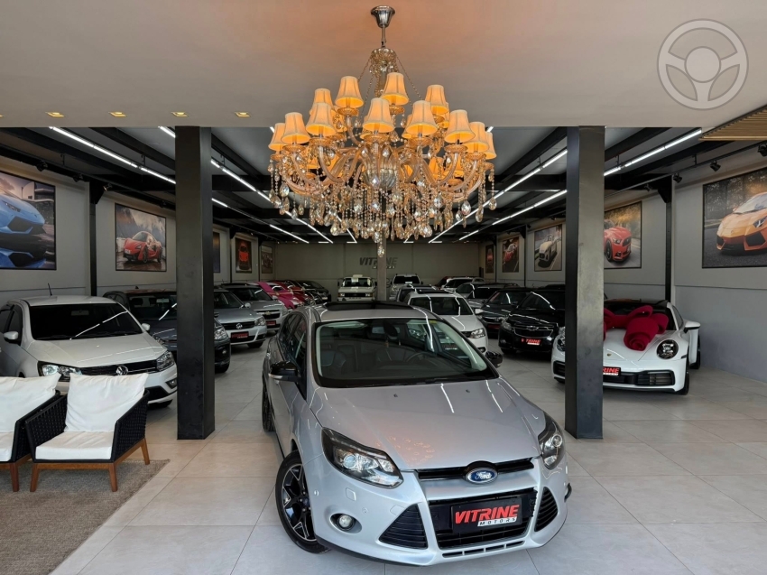 FOCUS 2.0 TITANIUM HATCH 16V FLEX 4P AUTOMÁTICO - 2015 - ESTâNCIA VELHA
