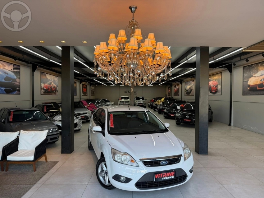 FOCUS 1.6 GLX 8V FLEX 4P MANUAL - 2012 - ESTâNCIA VELHA