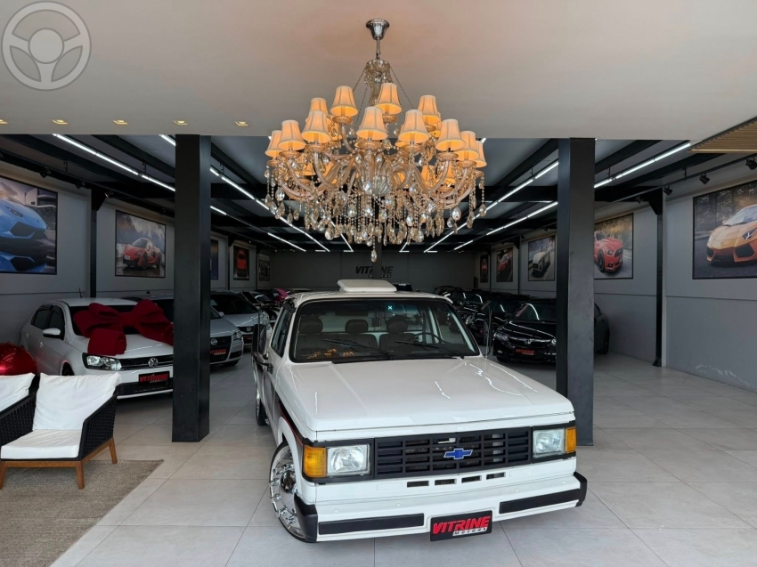 D20 4.0 CUSTOM DE LUXE CS 8V TURBO DIESEL 2P MANUAL - 1990 - ESTâNCIA VELHA