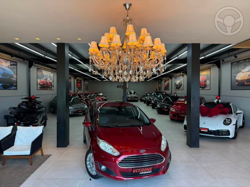 FIESTA 1.6 TITANIUM HATCH 16V FLEX 4P AUTOMÁTICO - 2014 - ESTâNCIA VELHA
