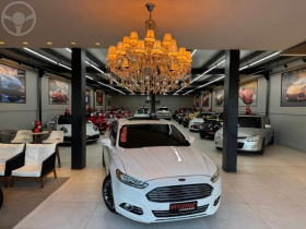 FUSION 2.0 TITANIUM AWD 16V 4P AUTOMÁTICO