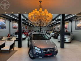 PALIO 1.8 MPI ADVENTURE WEEKEND 16V FLEX 4P MANUAL