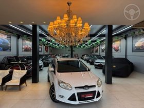focus 1.6 s hatch 16v flex 4p automatico 2014 estancia velha