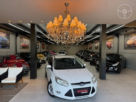 focus 1.6 s hatch 16v flex 4p automatico 2014 estancia velha