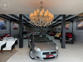 PUNTO 1.4 ATTRACTIVE 8V FLEX 4P MANUAL