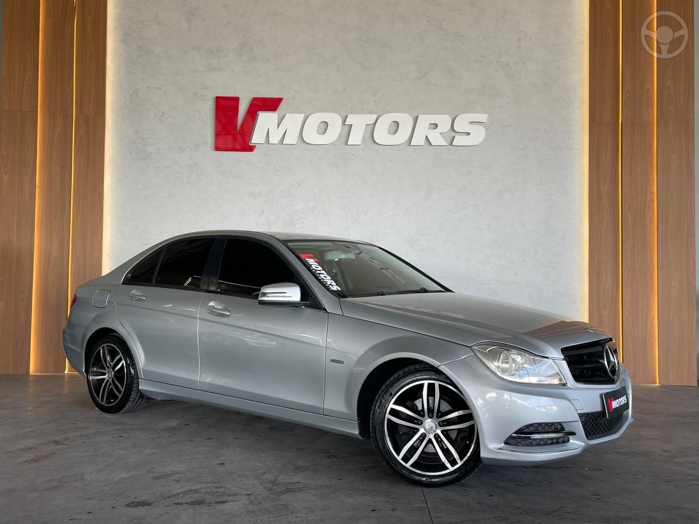 Mercedes-Benz Classic 180 1.8 CGI CLASSIC 16V TURBO 4P AUTOMATICO 2012