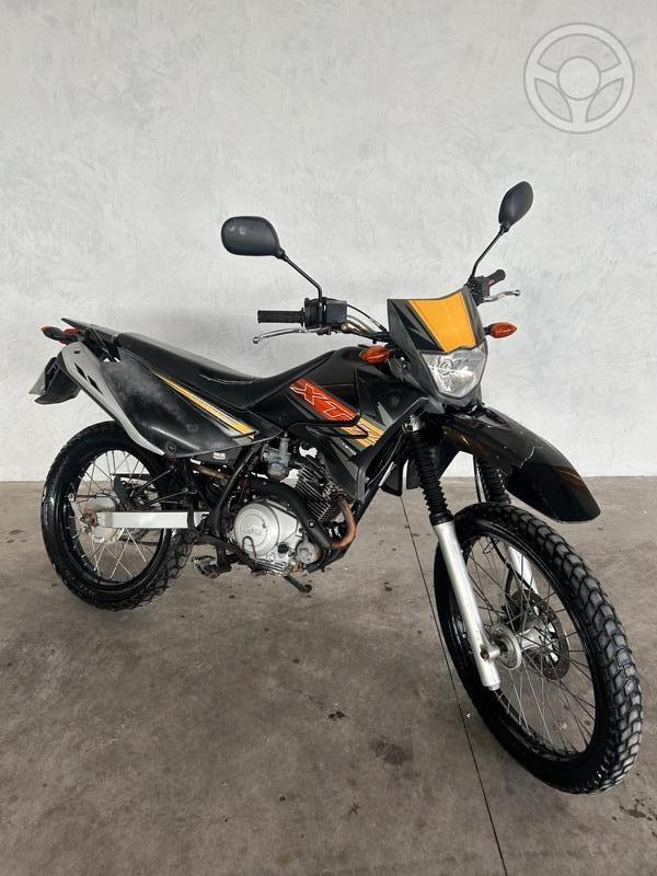 XTZ 125 E - 2014 - PAROBé