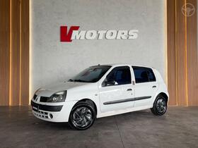 clio 2003 parobe
