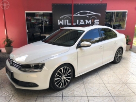 jetta 2.0 comfortline flex 4p tiptronic 2013 caxias do sul