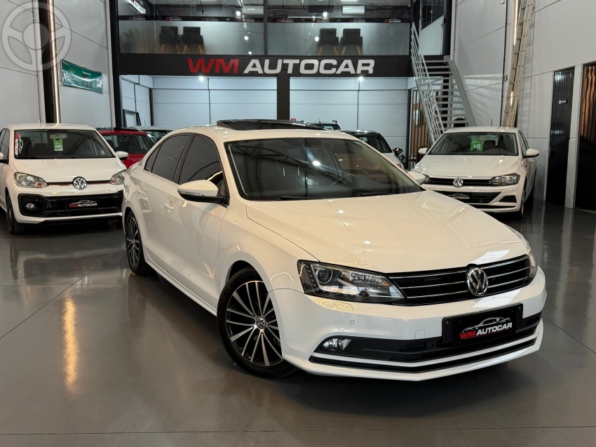 JETTA 2.0 TSI HIGHLINE 211CV 4P TIPTRONIC - 2017 - BOM PRINCíPIO