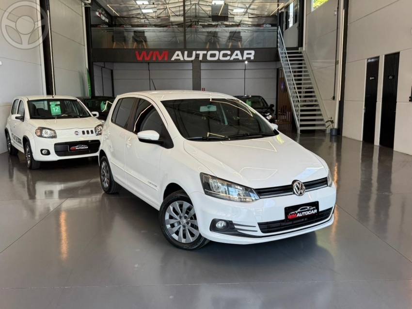 FOX 1.0 MI COMFORTLINE 8V FLEX 4P MANUAL - 2015 - BOM PRINCíPIO