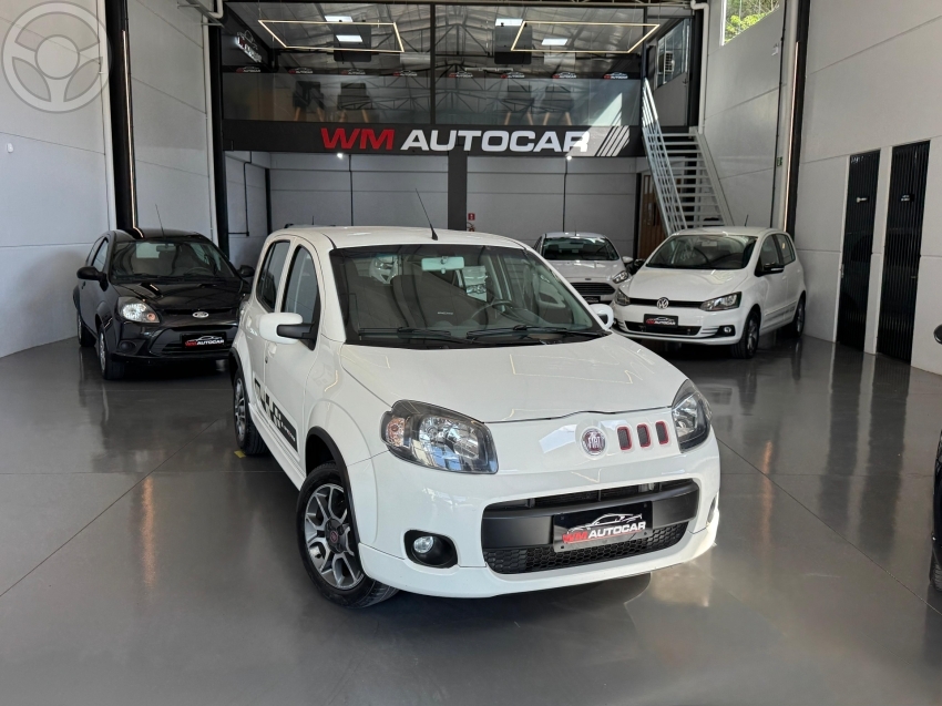 UNO 1.4 SPORTING 8V FLEX 4P MANUAL - 2012 - BOM PRINCíPIO