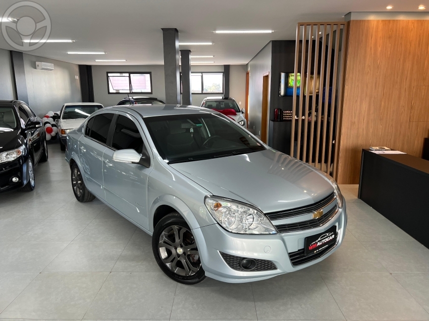 VECTRA 2.0 MPFI ELEGANCE 8V FLEX 4P MANUAL - 2011 - BOM PRINCíPIO