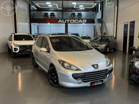 307 2.0 presence pack 16v flex 4p tiptronic 2011 bom principio