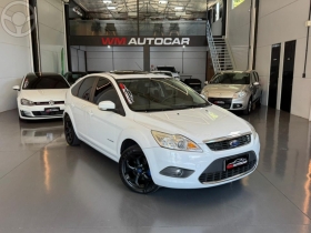 focus 2.0 titanium hatch 16v flex 4p automatico 2011 bom principio