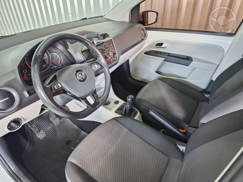 VOLKSWAGEN - UP 1.0 MPI MOVE UP 12V FLEX 4P MANUAL - 2019/2019 - BRANCA - R$ 58.900,00