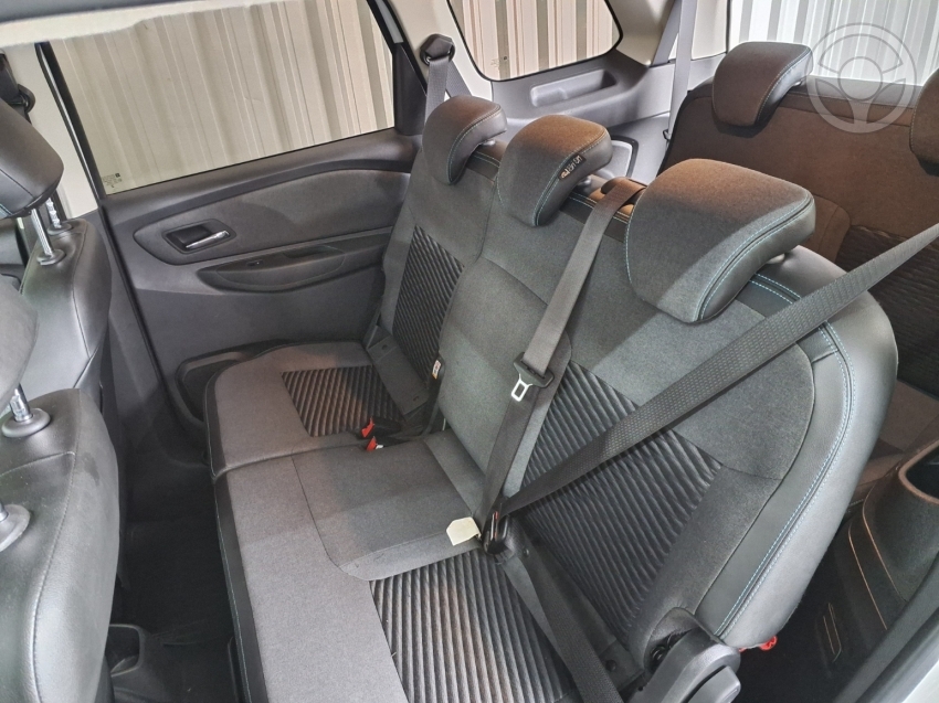 CHEVROLET - SPIN 1.8 8V ACTIV7 FLEX 5P AUTOMÁTICO - 2023/2024 - BRANCA - R$ 109.900,00