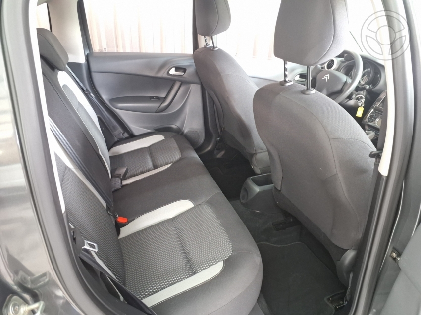 CITROËN - C3 1.6 URBAN TRAIL 16V FLEX 4P AUTOMÁTICO - 2019/2019 - CINZA - R$ 62.900,00