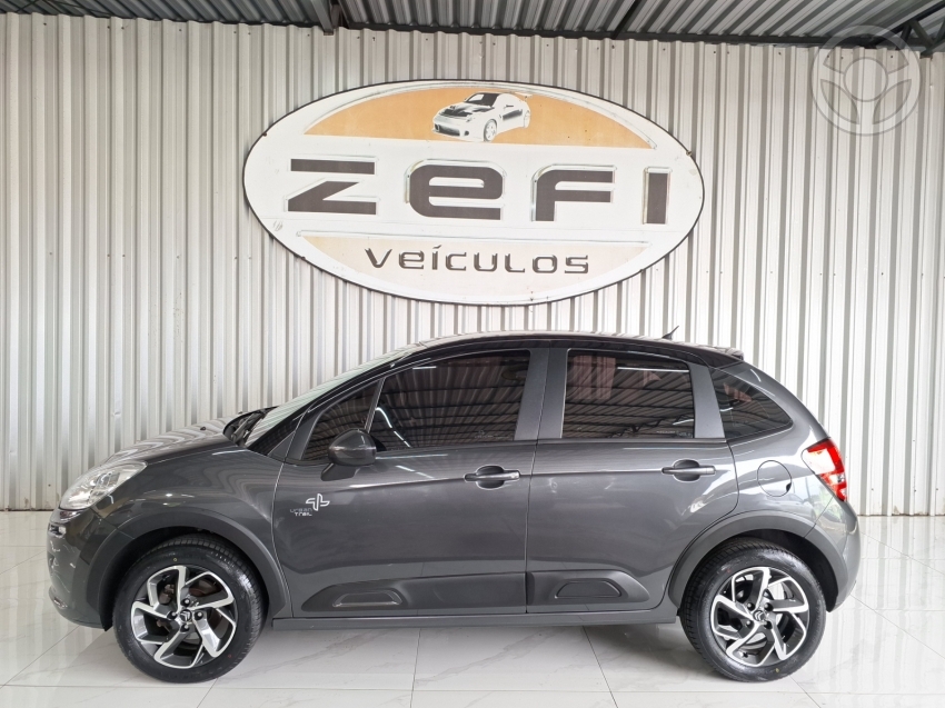 CITROËN - C3 1.6 URBAN TRAIL 16V FLEX 4P AUTOMÁTICO - 2019/2019 - CINZA - R$ 62.900,00