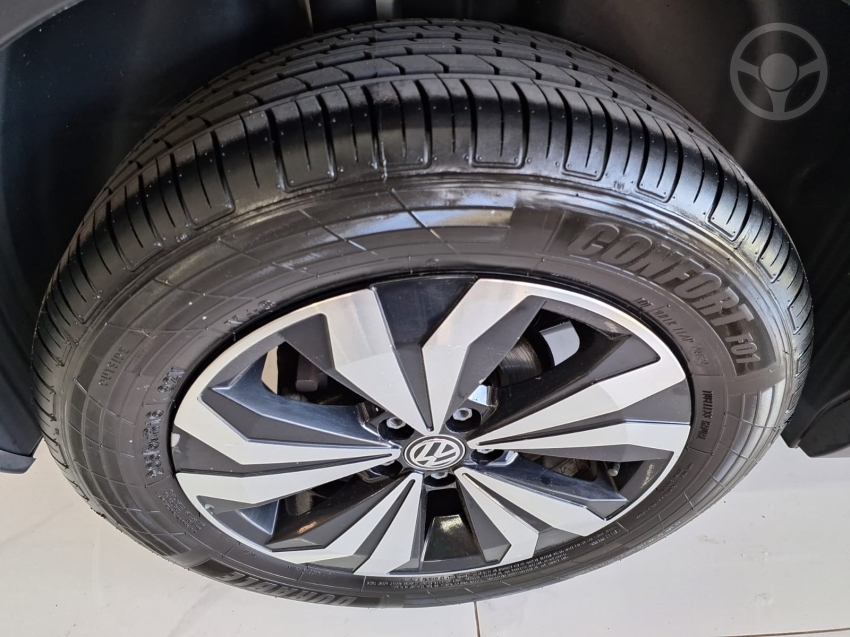 VOLKSWAGEN - T-CROSS 1.0 TSI 200 SENSE AUTOMÁTICO - 2022/2023 - PRATA - R$ 96.900,00
