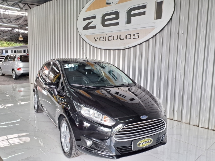 FIESTA 1.6 SE HATCH 16V FLEX 4P MANUAL - 2016 - CAXIAS DO SUL
