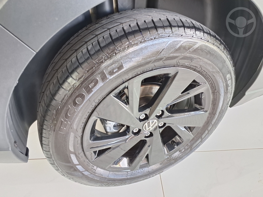 VOLKSWAGEN - NIVUS 1.0 TSI COMFORTLINE FLEX 4P AUTOMÁTICO - 2021/2021 - BRANCA - R$ 99.900,00
