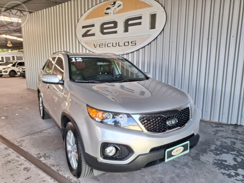 SORENTO 2.4 EX2 4X2 16V 4P AUTOMÁTICO - 2012 - CAXIAS DO SUL