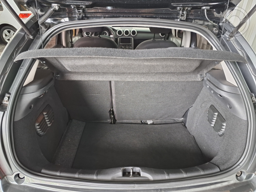 CITROËN - C3 1.6 URBAN TRAIL 16V FLEX 4P AUTOMÁTICO - 2019/2019 - CINZA - R$ 62.900,00
